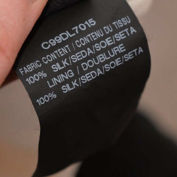 Derek Lam 100% Silk White V-neck Sleeveless Top Sz 2 - Picture 7 of 7